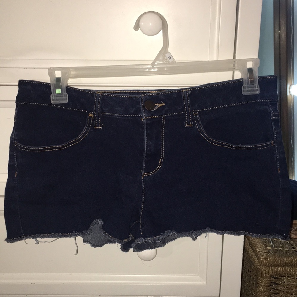 “No boundaries” Dark denim shorts